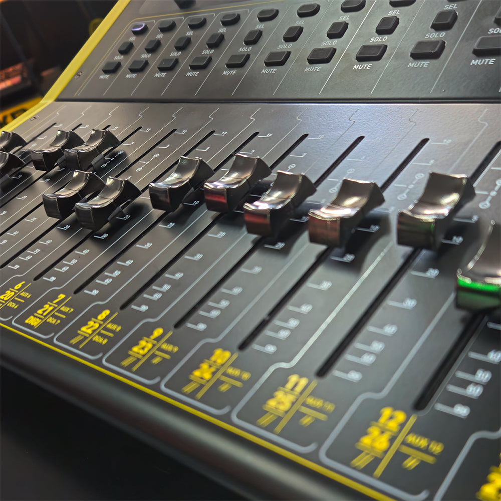 CONSOLA DIGITAL MEZCLADORA SKP D-TRACK 34